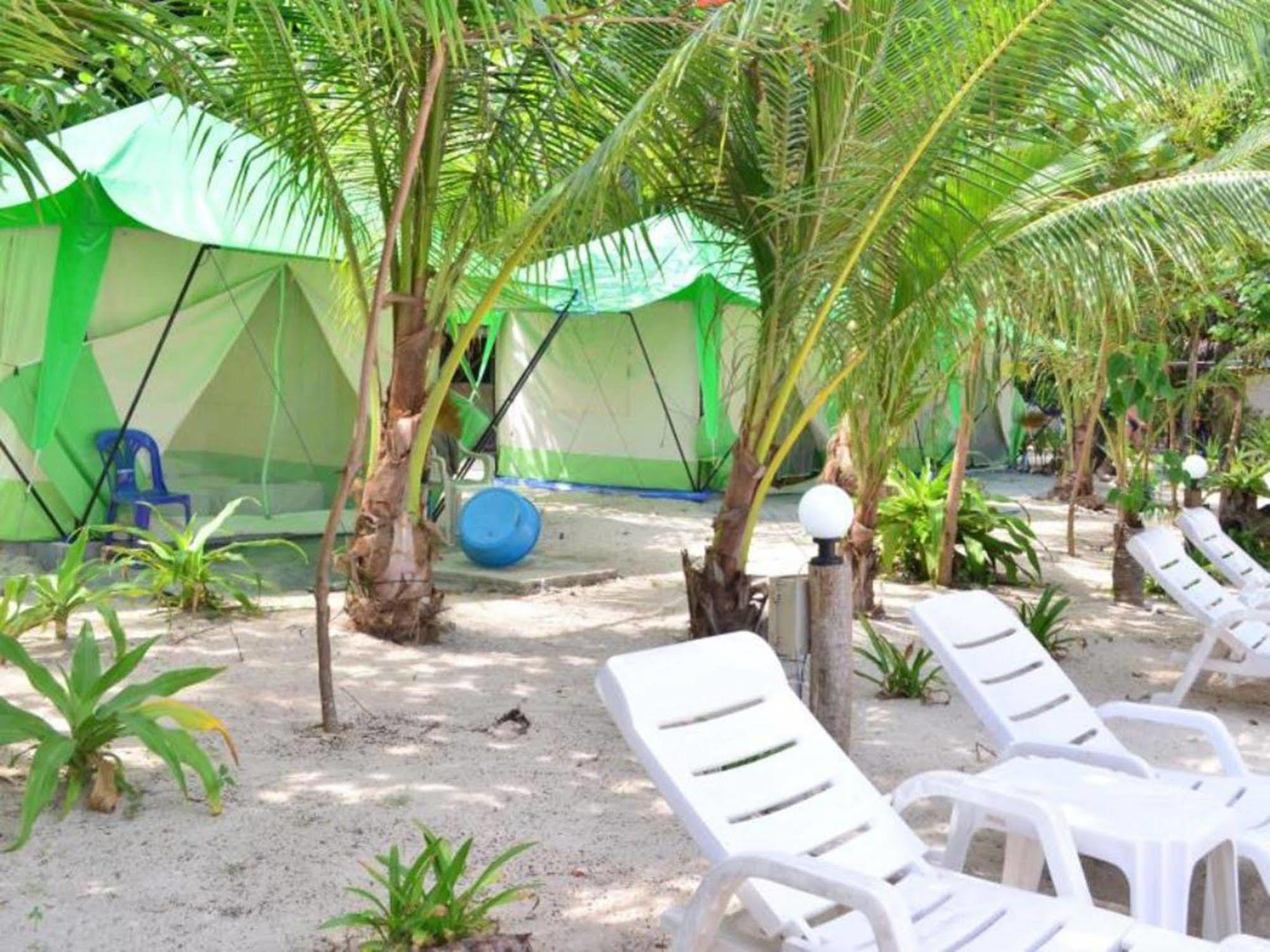 Hotel Koh Ngai Camping Exterior foto